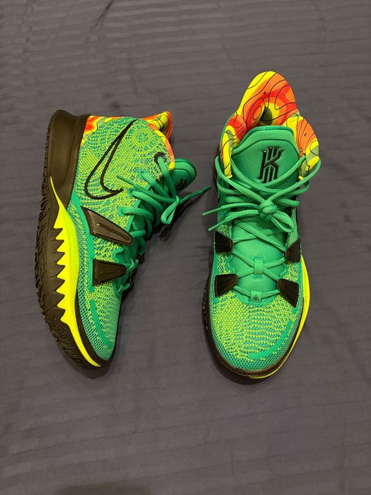 Nike Kyrie 7 чоловічі кросівки, оригінал, нові, розмір 44
