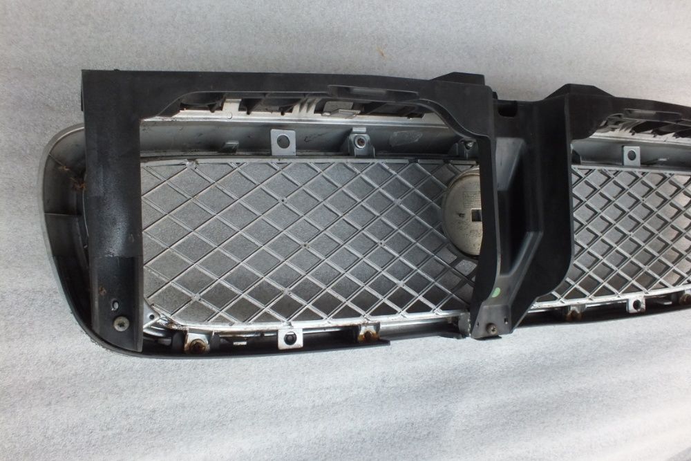 Jaguar X-type lift grill atrapa