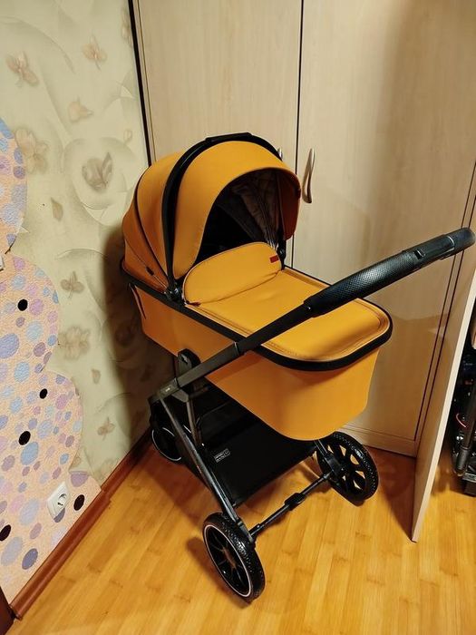 Коляска дитяча 3 в 1