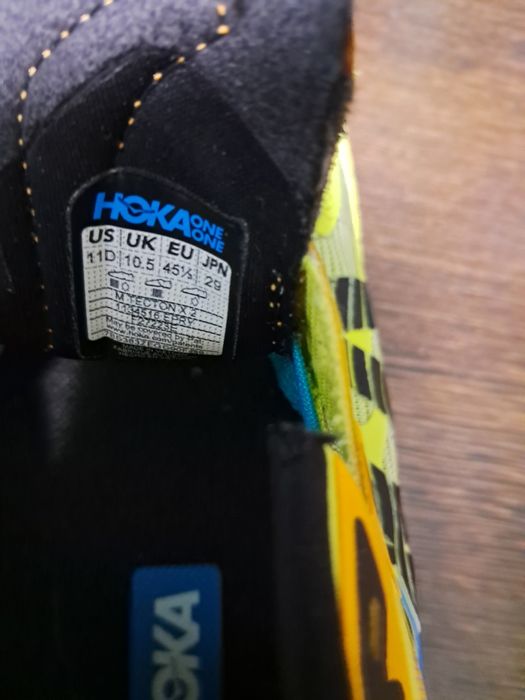 Кросівки  Hoka Tecton x 2.        Р 45 1/3   29см