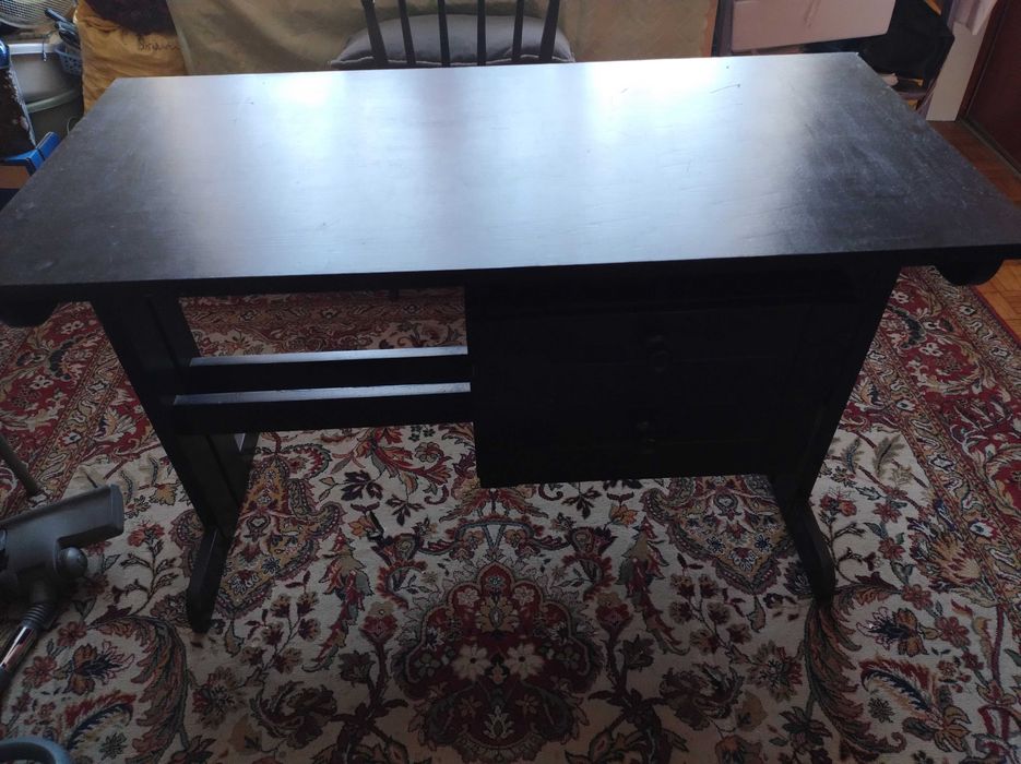 Biurko młodzieżowe