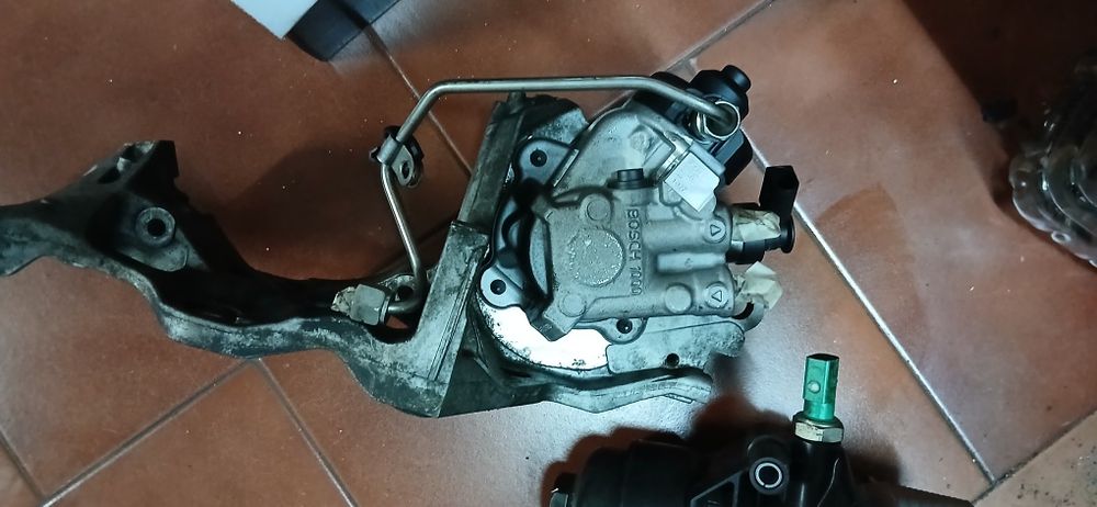 Bomba de alta pressão skoda octavia combi 1.6