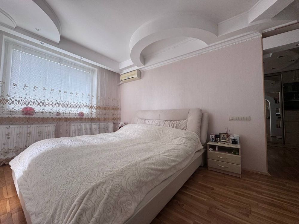 Продам 2х к квартиру, улица Саперна ,30 с хорошим ремонтом( код 88048