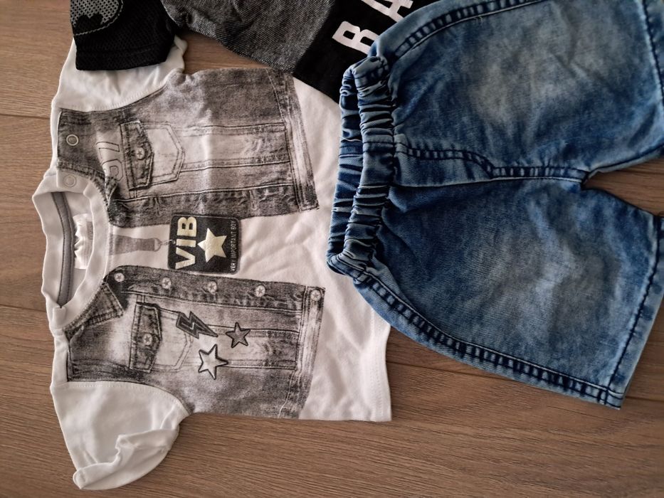 Zestaw 68 na lato dla chłopca. 2 podkoszulki i spodenki miękki jeans.