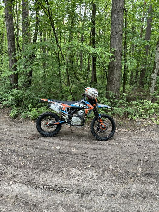 Продам кові адванс 250 2025