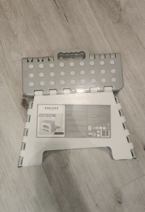 Stołek kuchenny składany