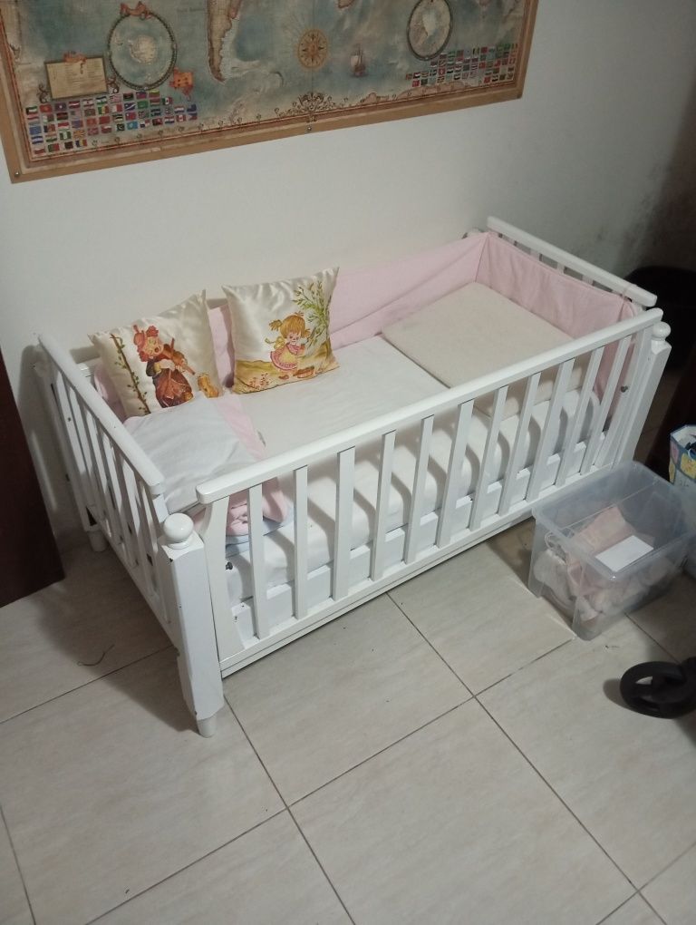 Sofá/Cama- Bebe com Colchão Incluído