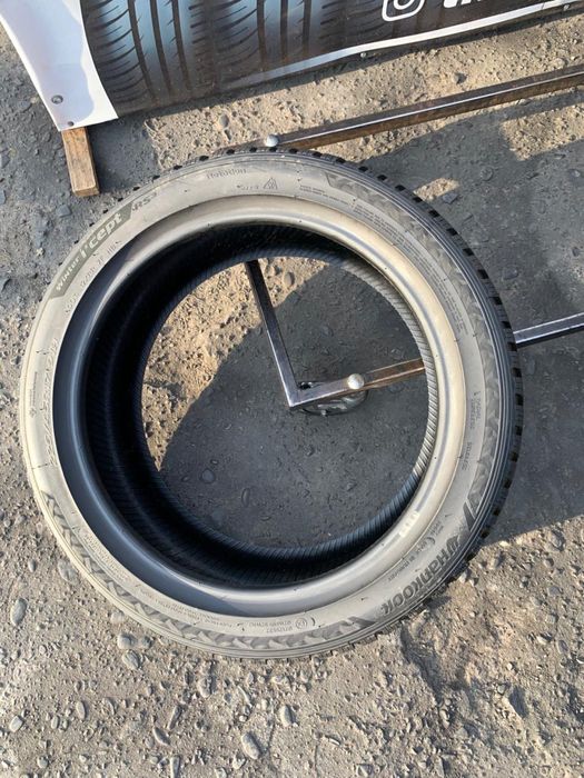 Шини нові 225/45 R17 пара Hankook 2023р зима