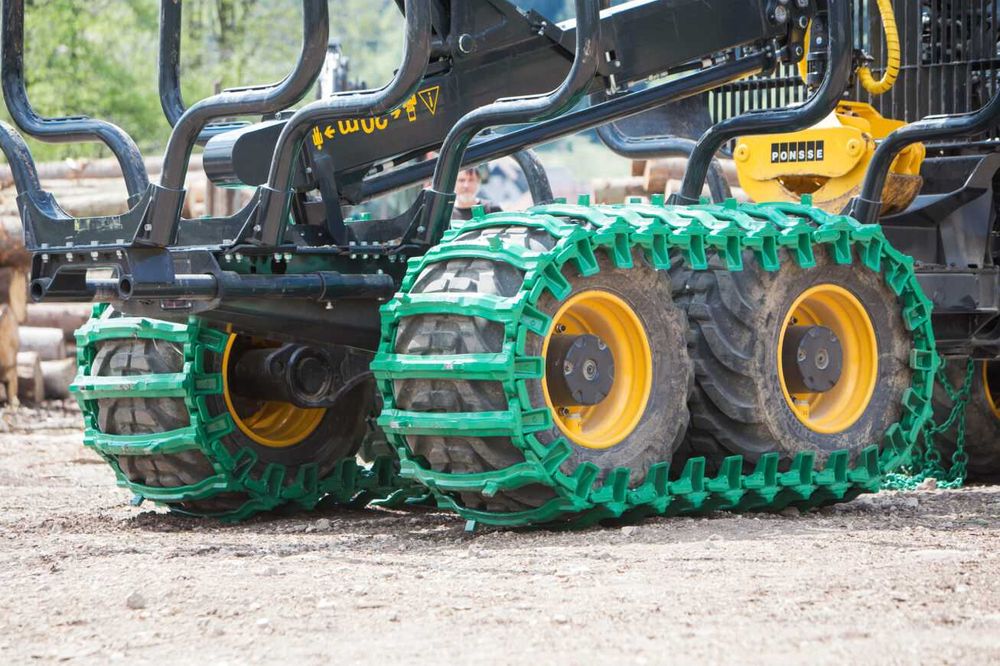 Gąsienice VERIGA Robust 710/45/26.5 harvester forwarder SŁOWENIA