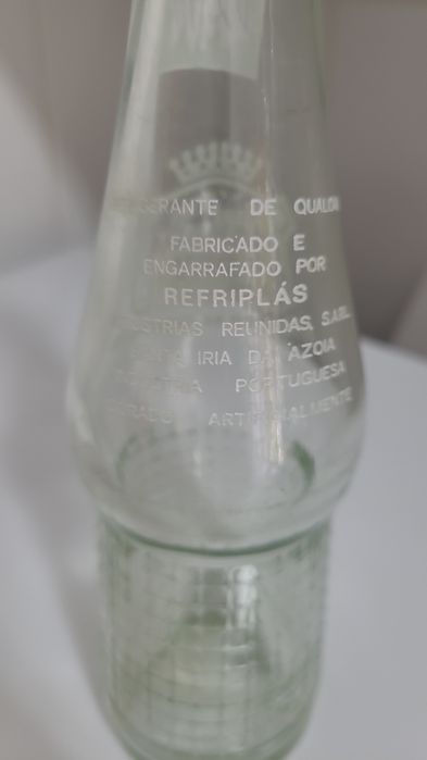 Garrafa antiga pirogravada Canada Dry.