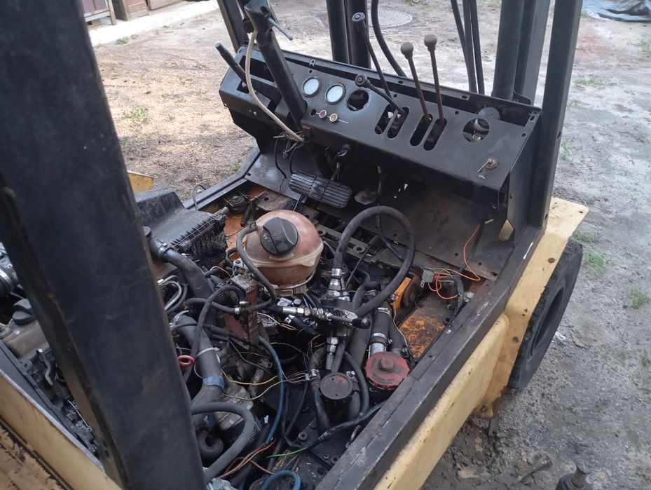 Дизельний навантажувач boss