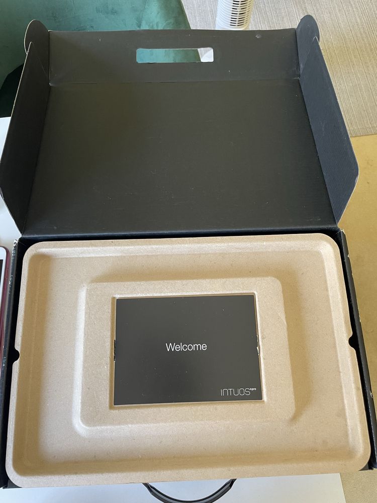 Tablet Gráfico Wacom Intuos Pro S