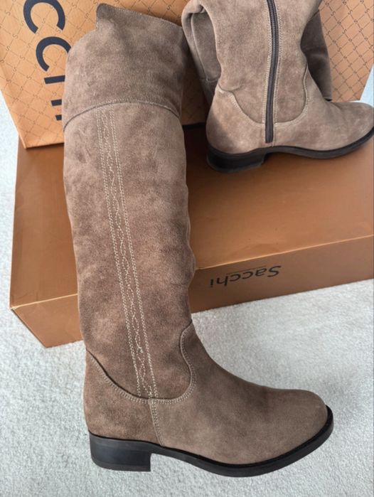 Bota cano alto camurça