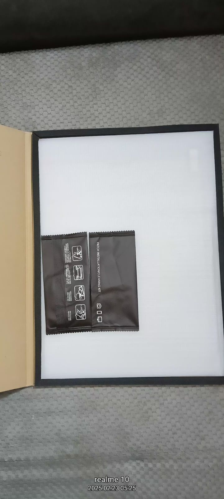 Dwa razy szkło hartowane do tabletu o przekątnej 34 cm