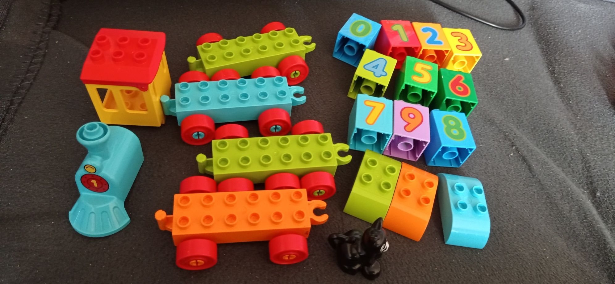 LEGO Duplo pociąg z cyferkami 10847 i 10581 gratis