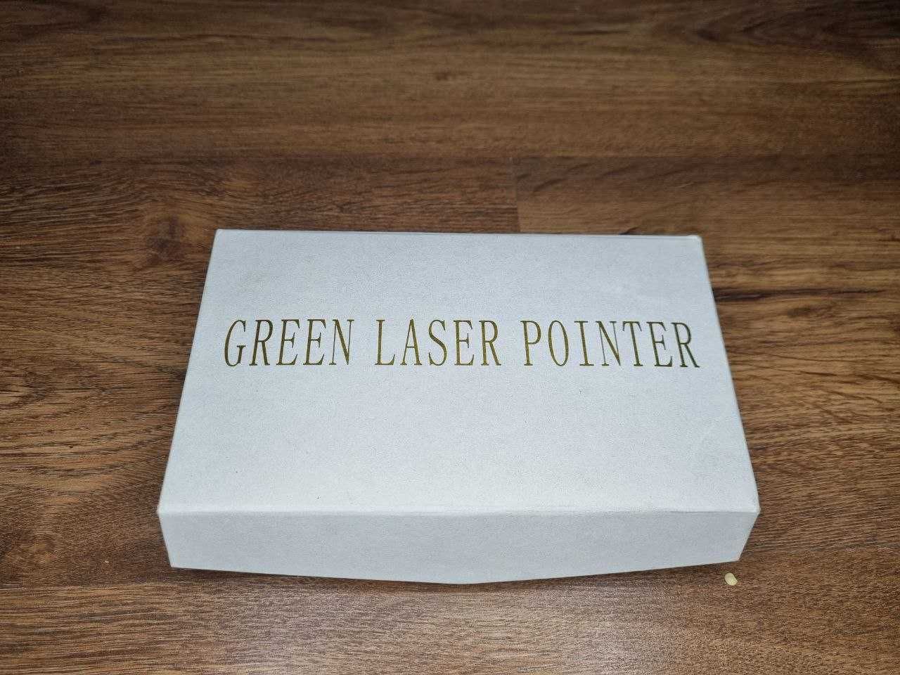 Потужна лазерна указка Laser pointer YL-303 c аккамулятором
