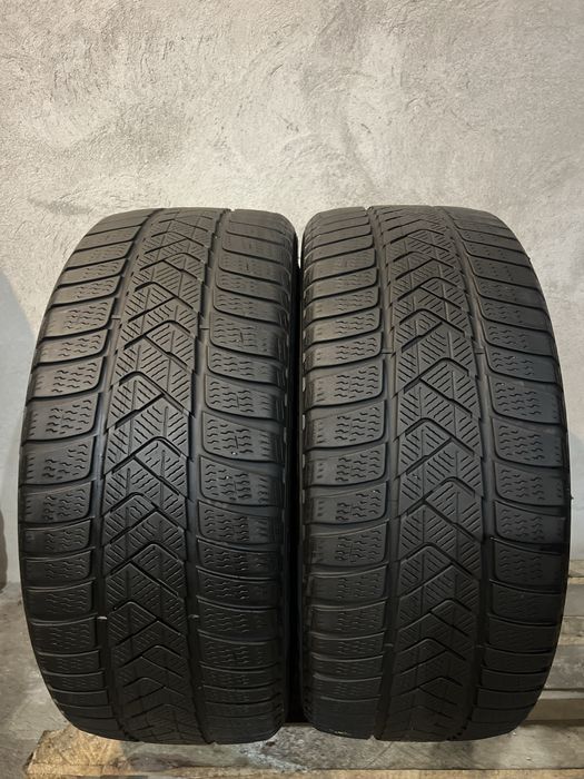 235/45/18 98V Pirelli Sottozero 3