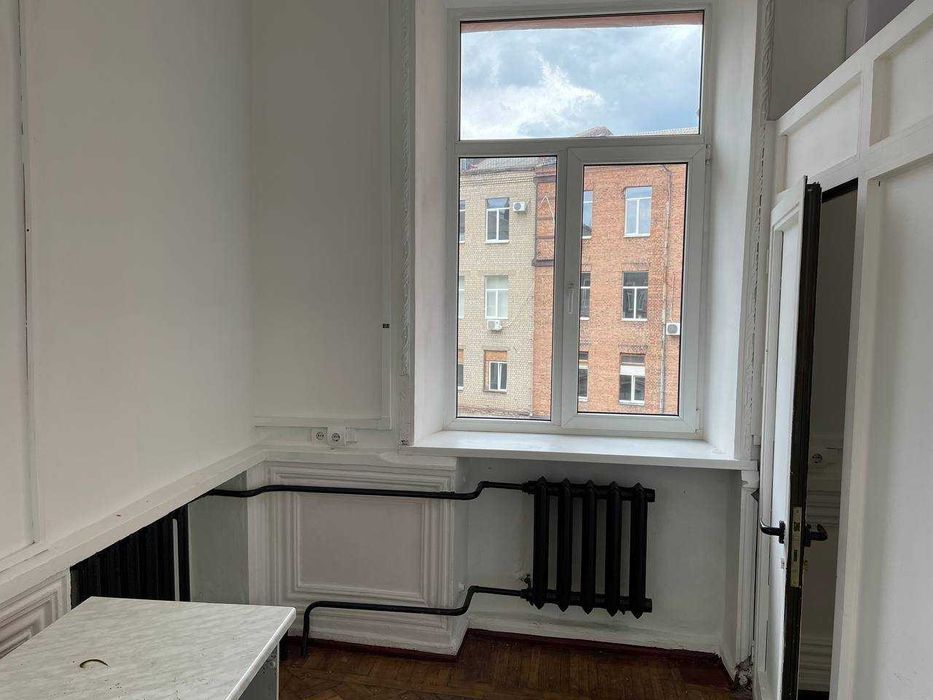 майдан Конституції - Оренда офісів в центрі Харкова