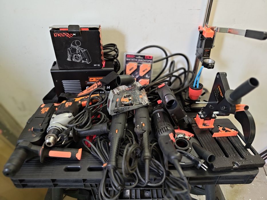 Набір інструменту Dnipro M