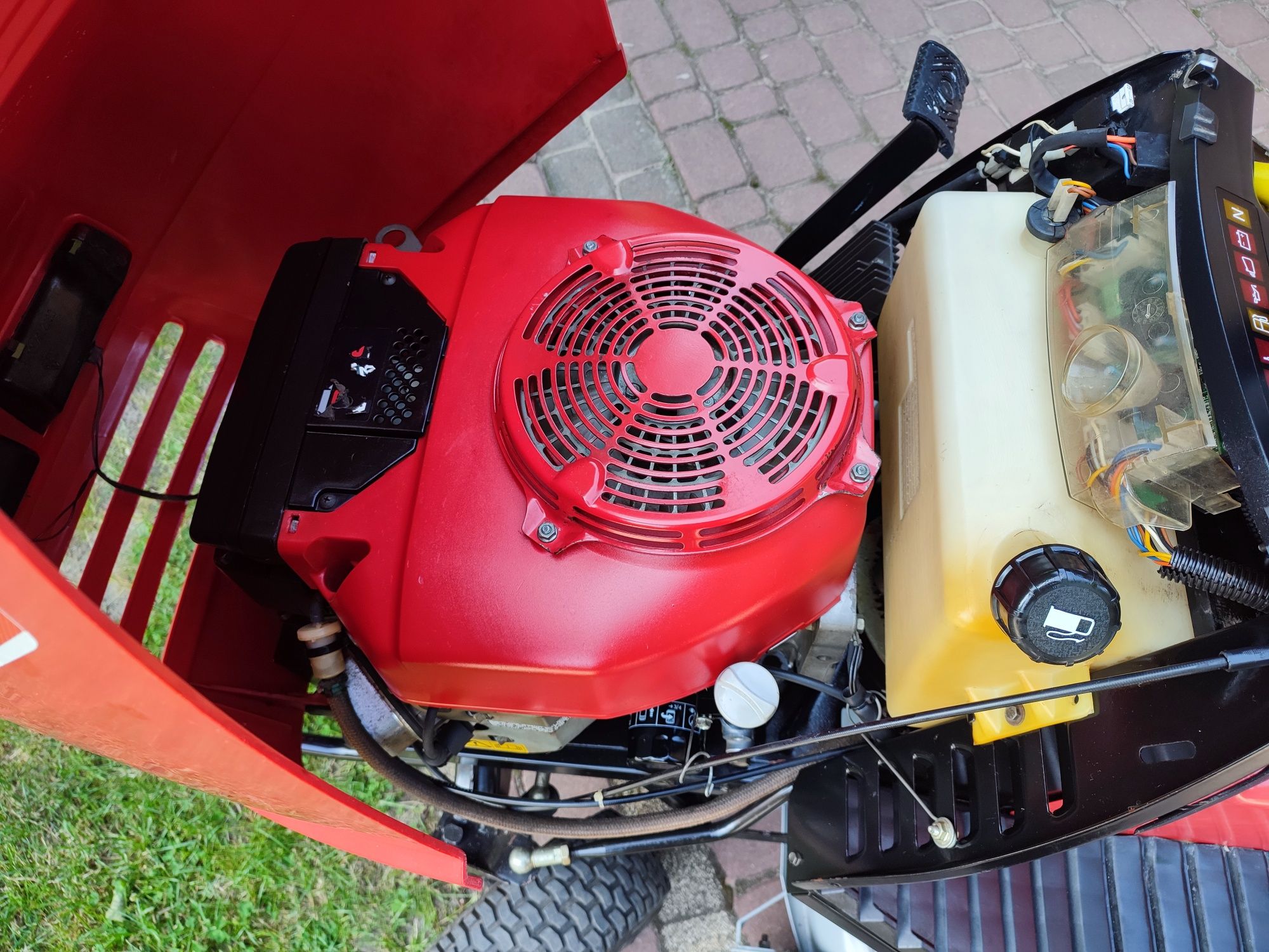 Traktorek kosiarka Honda 2220 z koszem 20 KM hydro super stan