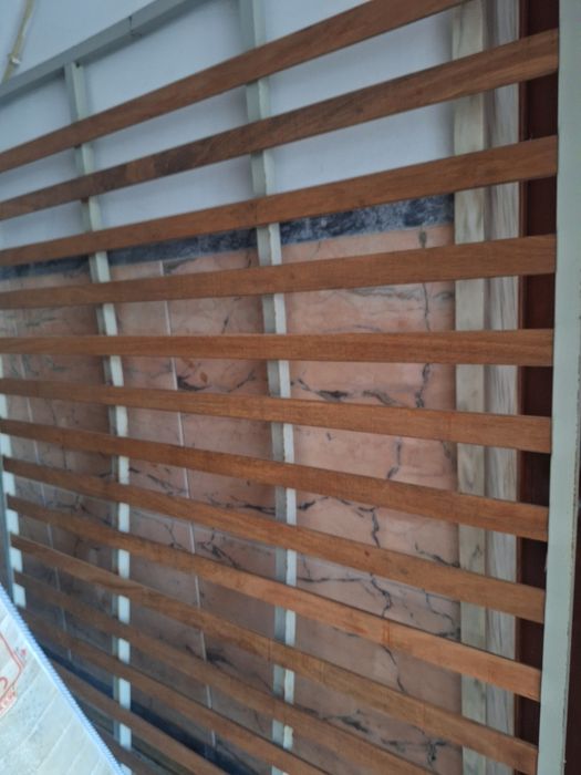 Estrado de casal para desocupar