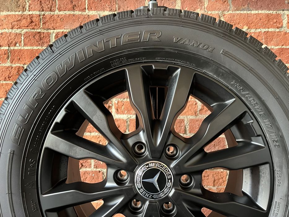 Koła Zimowe Mercedes Sprinter 6x130 Nowe 235/60R17C Falken Zima Felgi