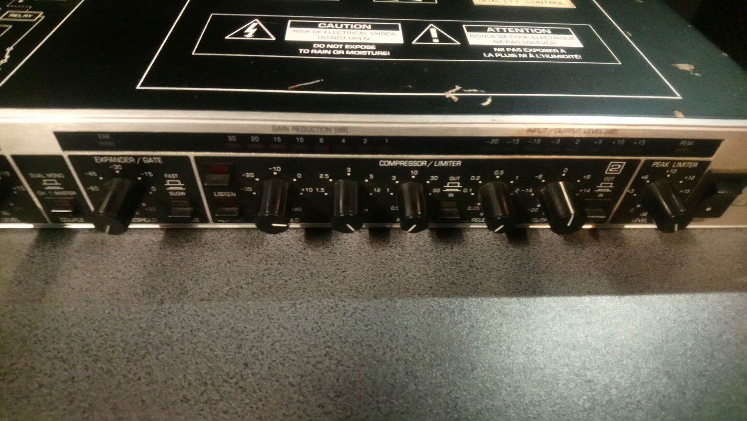 Behringer mdx 2100 composer kompresor limiter dźwięku studio studyjny