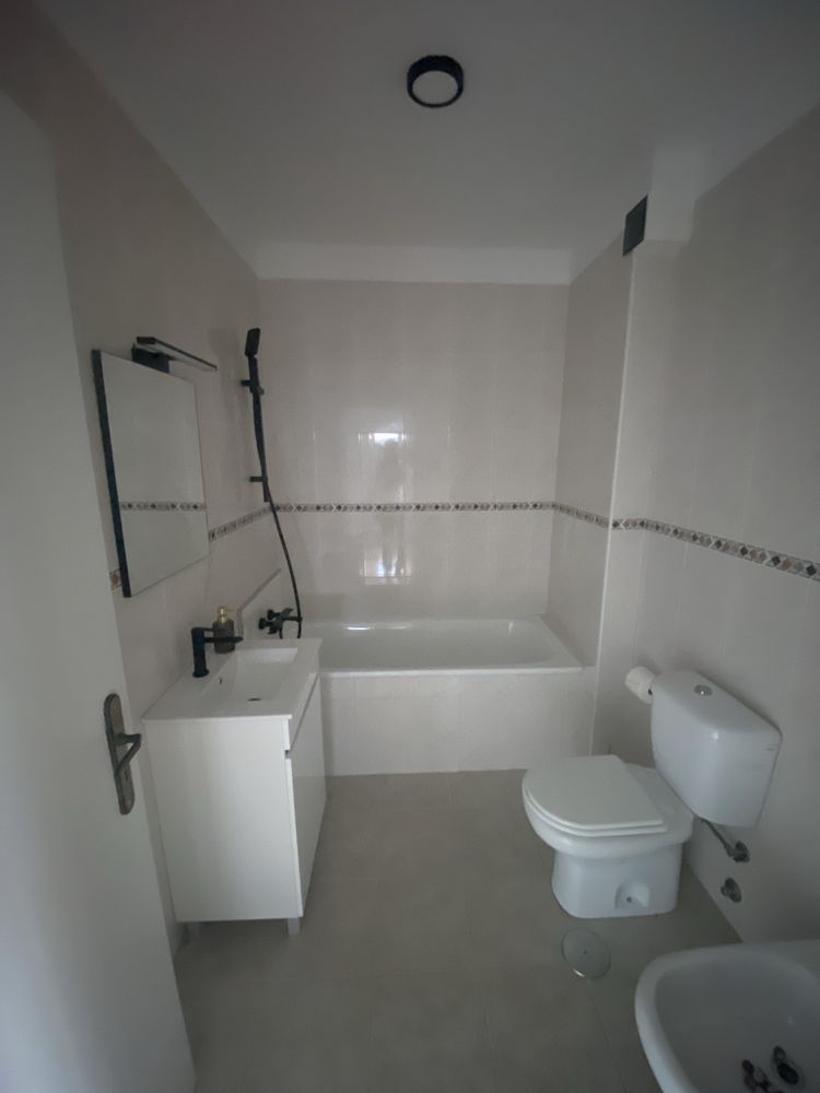 Apartamento T3 Renovado Excelente Localizaçao em Montalegre