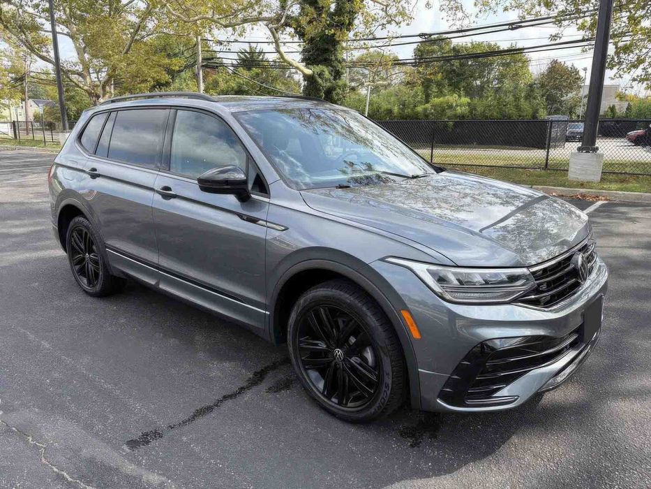 Volkswagen Tiguan SE R-Line Black 4Motion      2022