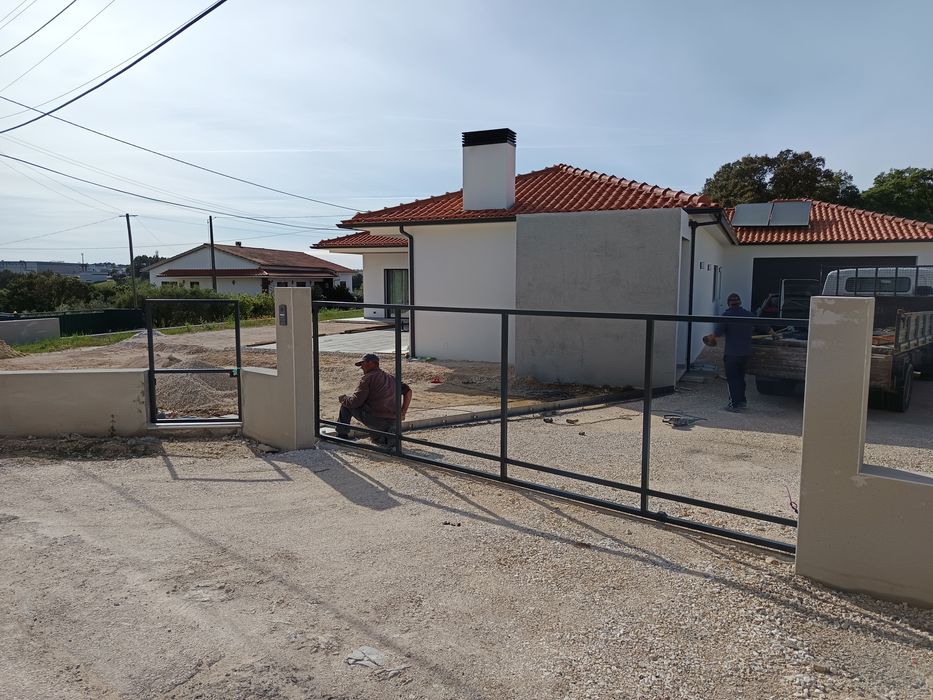 Trabalhos de serralharia e soldadura