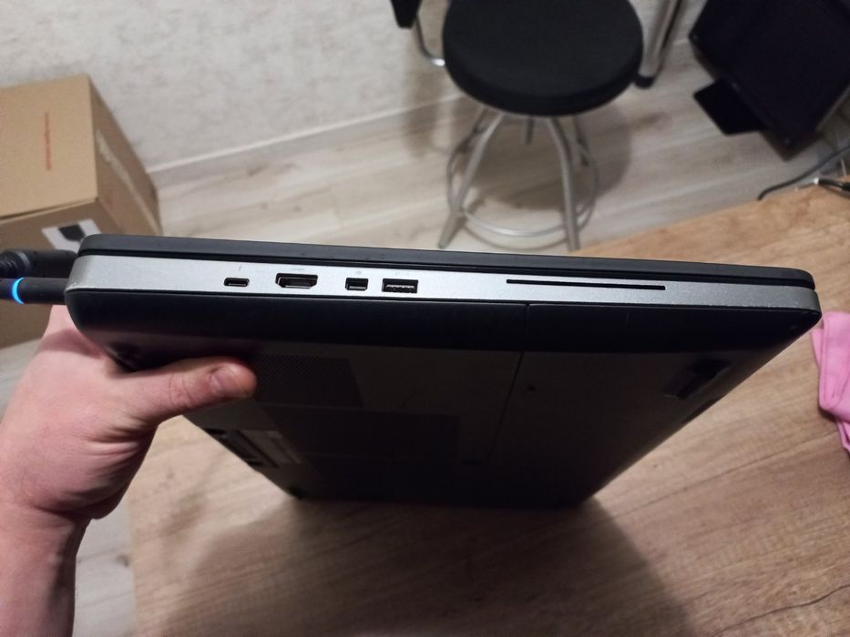 Dell Precision 7710 Xeon E3-1575 v5,озу-32gb,ssd-512gb,hdd-1Tb,Quadro