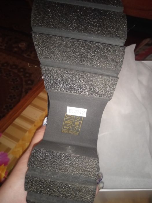 Ботильйони з товстим каблуком