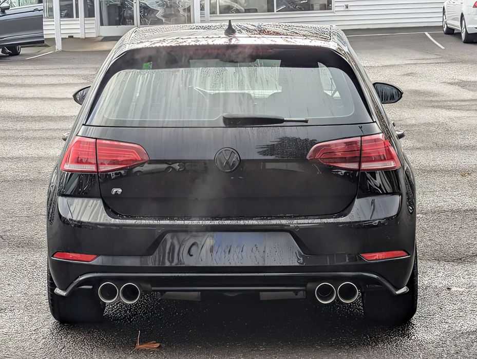 Volkswagen Golf R      2019