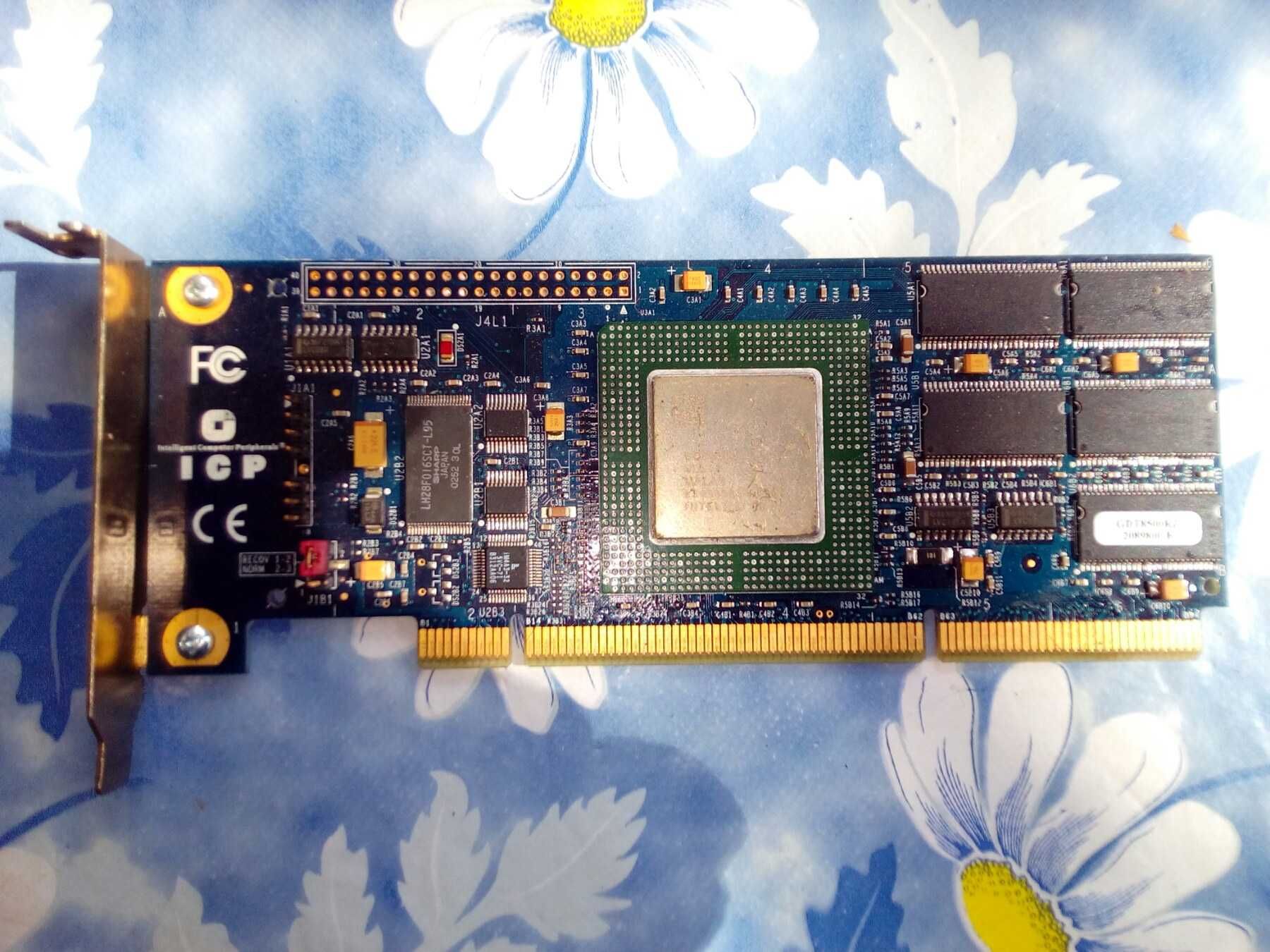 Карта RAID-контроллера PCI-X Intel IIRZN0CHXX SRCZCRX C16409-004.