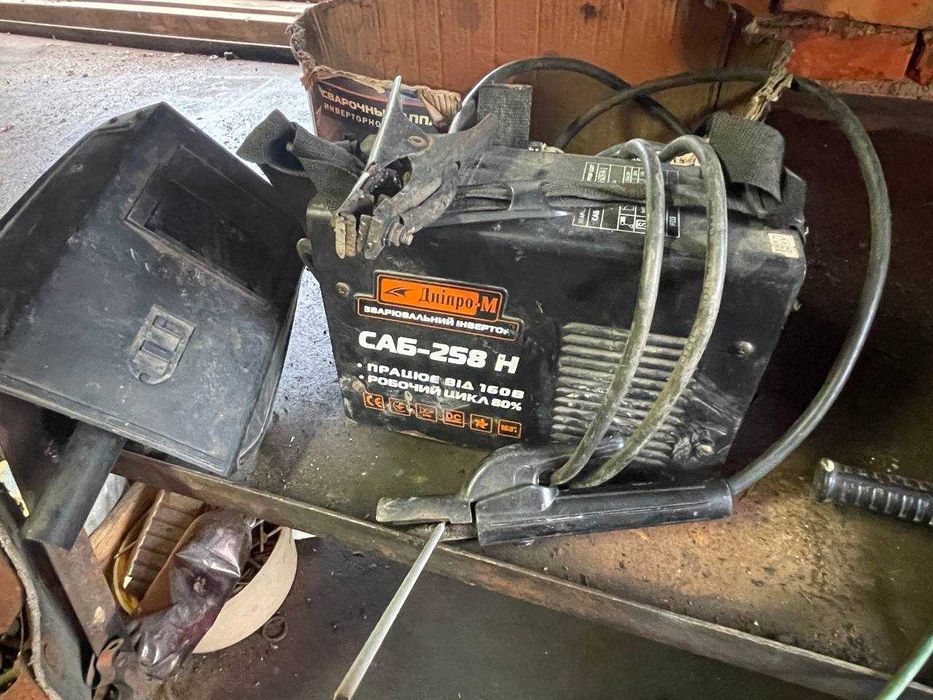 Зварювальний апарат.