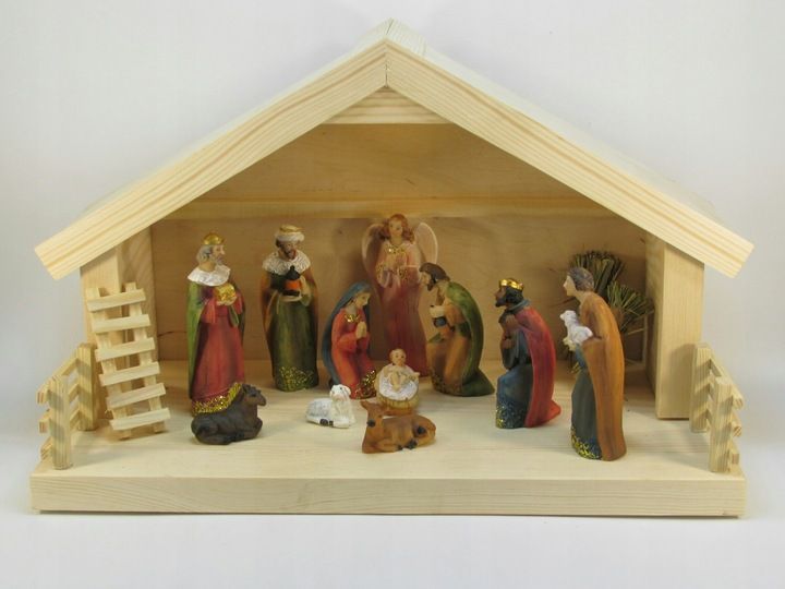 Szopka bożonarodzeniowa LED stajenka naturalna sosnowa dla figur 8-11