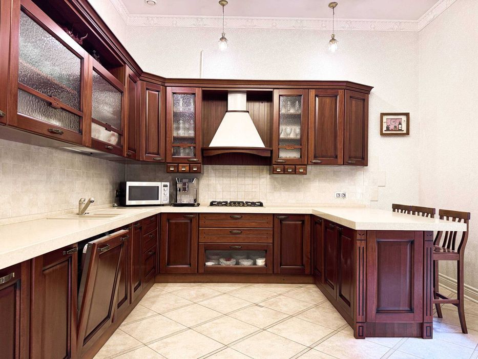 Оренда квартири у центрі Львова, вул. Словацького (Головна пошта)