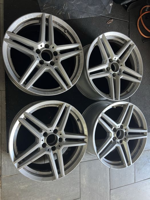 Jantes 18” estilo AMG