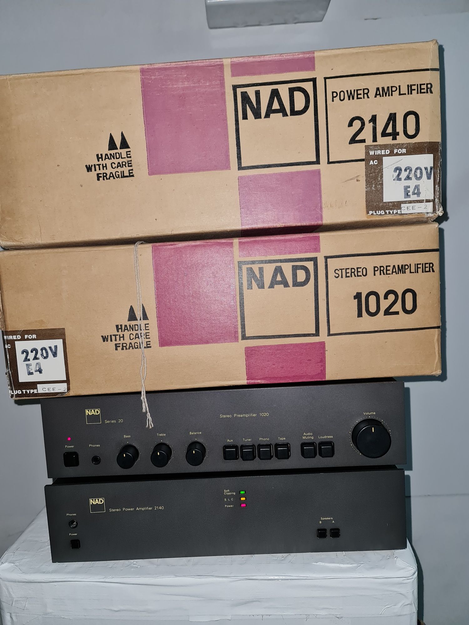 Nad 2140 Nad 1020 wzmacniacz vintage pudełka