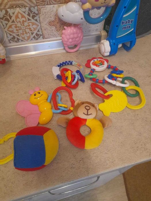 Мобіль на кроватку Baby Mix на батарейках (2шт.)