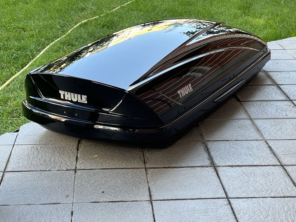 Б/у як новий Thule Motion XL бокс багажник як XT 3 L