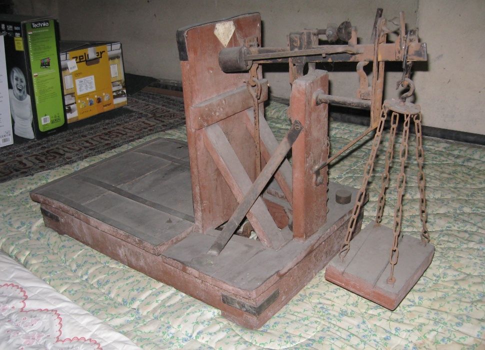 waga dziesiętna duża sprawna zabytkowa