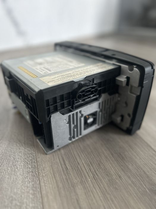 Магнітола , mercedes r class, gl, ml, мерседес програвач, музика авто