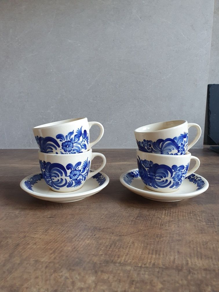 Porcelana fajans Włocławek zestaw 4 filiżanek kobalt
