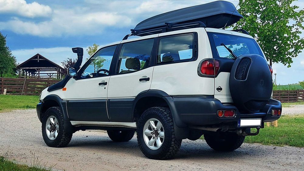 Nissan Terrano 2.7 TDi Klima Nowe opony Gotowy na wyprawy