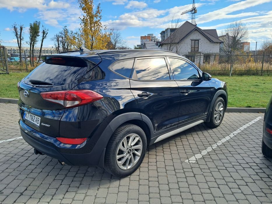 Tucson 2017р, відновлювася для себе, бампер і фари з рестайлу 2018р