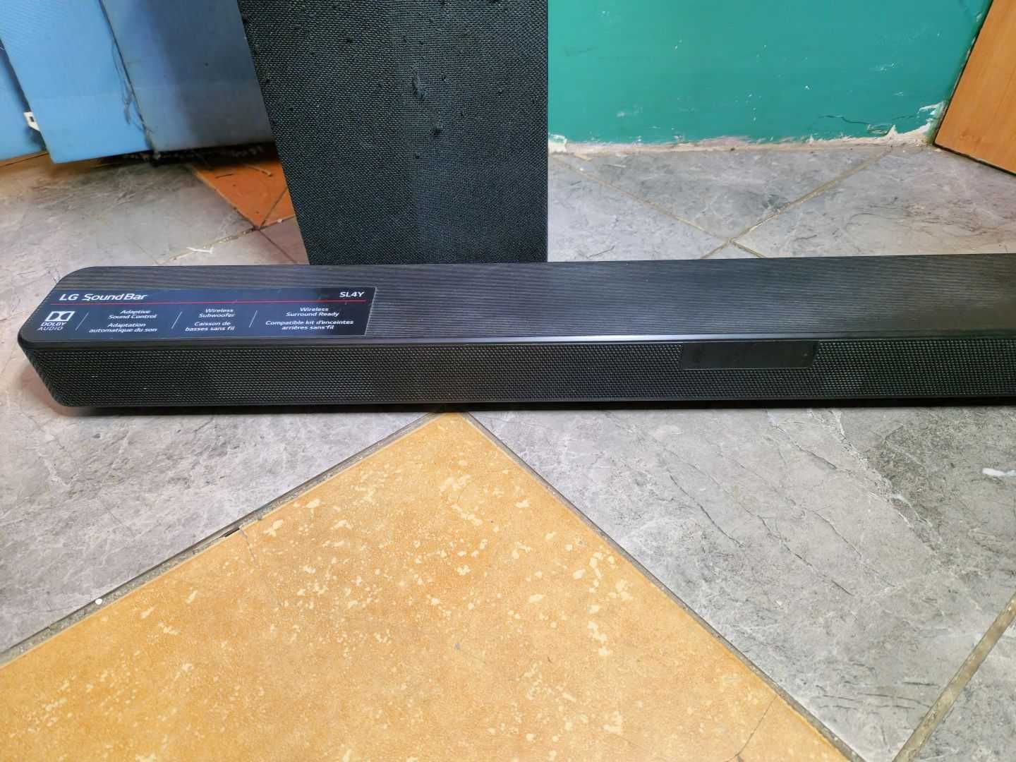 Soundbar LG SL4Y 2.1 moc 300W