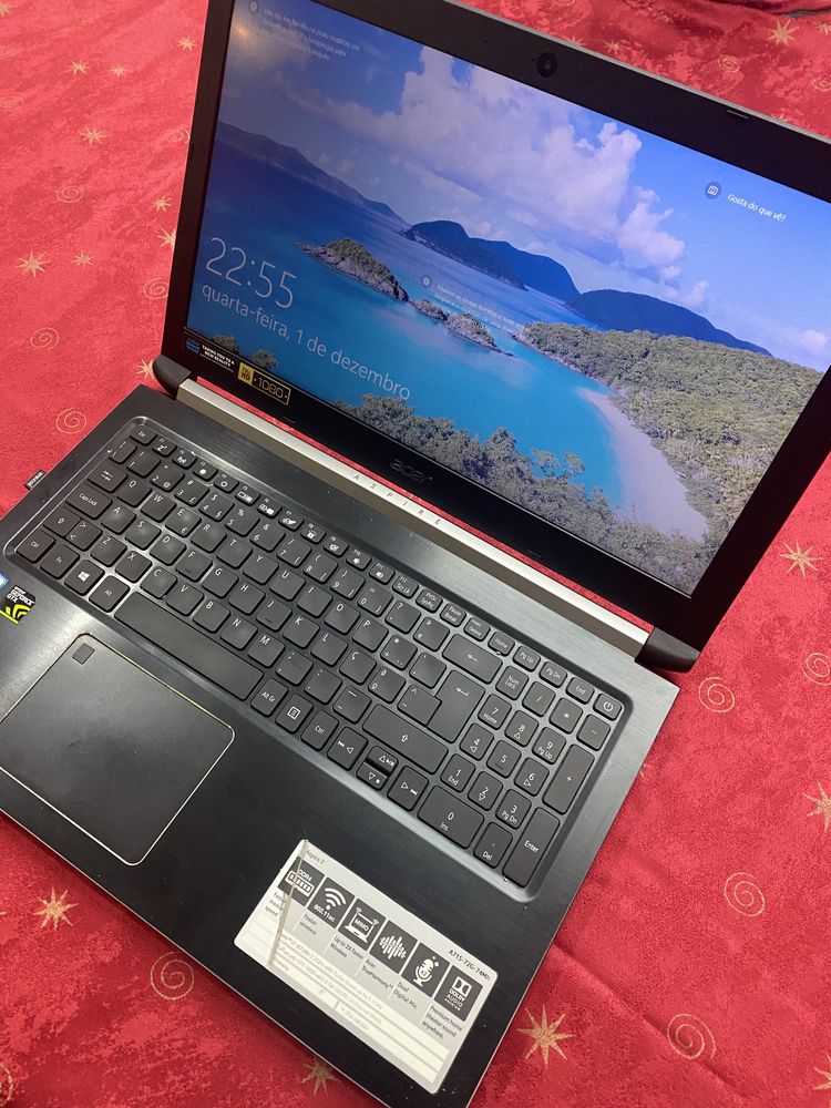 Acer Aspire7 A715-72G