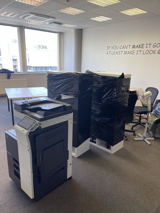 Przeprowadzki Transport Utylizacja Wywóz mebli Łódź Tanio AUTO Z WINDĄ