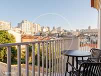 Loft Novo em Palacete Recuperado
